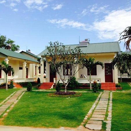 Herbal Hotel&Spa Phan Thiết Buitenkant foto