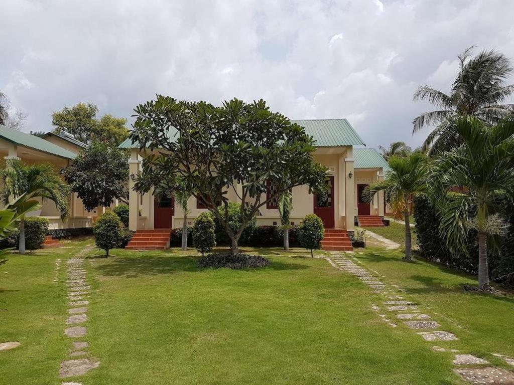 Herbal Hotel&Spa Phan Thiết Buitenkant foto